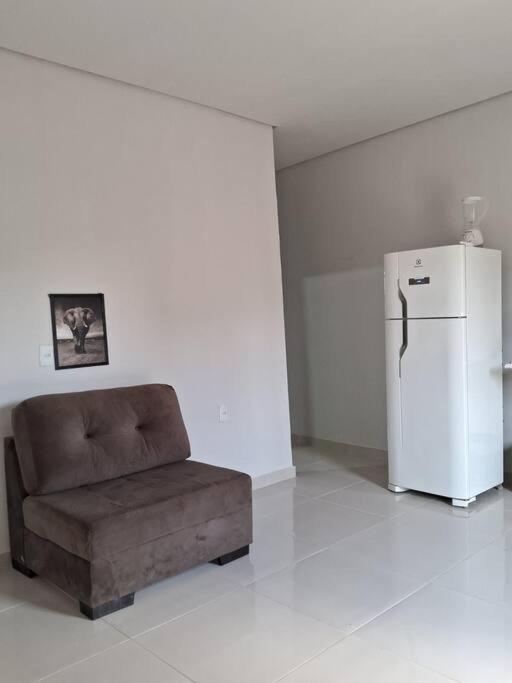 Flat Compacto E Mobiliado Proximo A Rodoviaria Aeroporto Appartement Palmas  Buitenkant foto