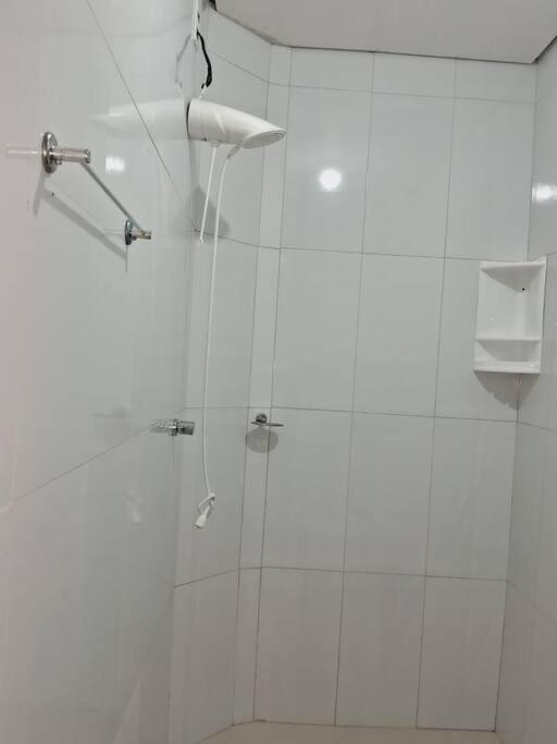 Flat Compacto E Mobiliado Proximo A Rodoviaria Aeroporto Appartement Palmas  Buitenkant foto
