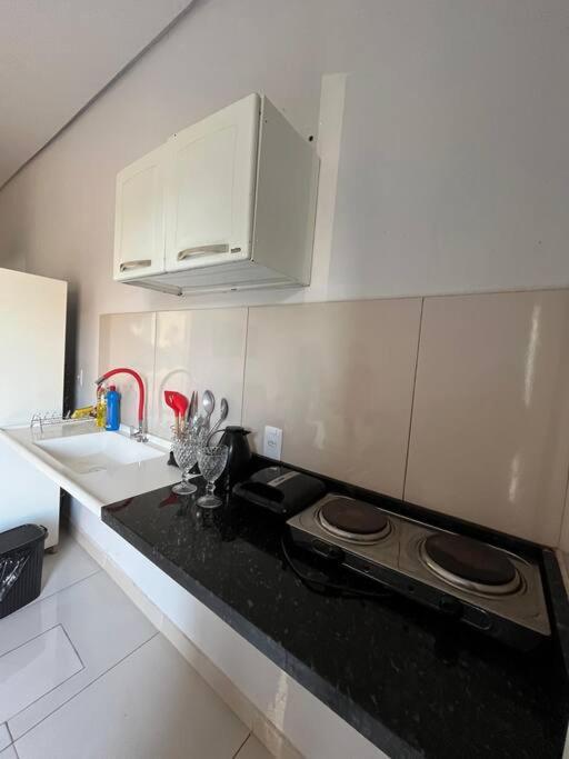 Flat Compacto E Mobiliado Proximo A Rodoviaria Aeroporto Appartement Palmas  Buitenkant foto