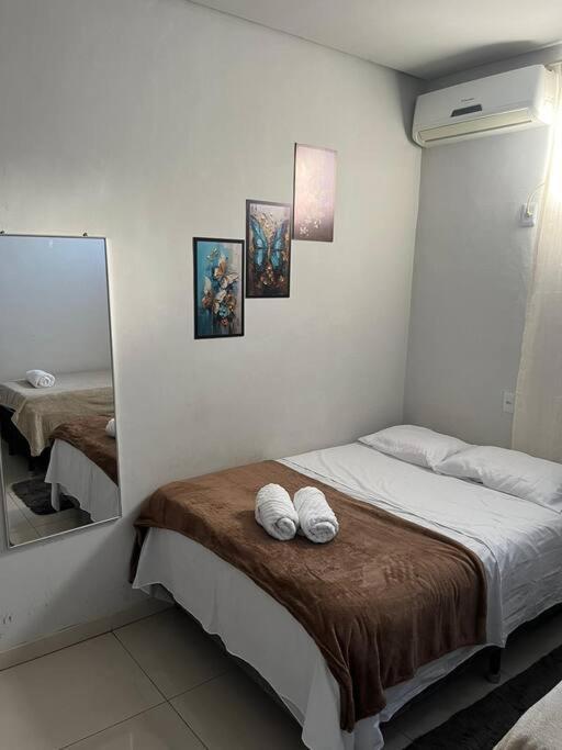 Flat Compacto E Mobiliado Proximo A Rodoviaria Aeroporto Appartement Palmas  Buitenkant foto